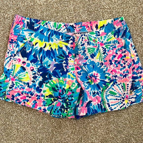 Lilly Pulitzer Pants - Lilly Pulitzer Ocean View Shorts Multi Dive In L